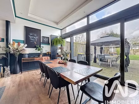 vente maison 10 pièces 247 m² comines (59560)