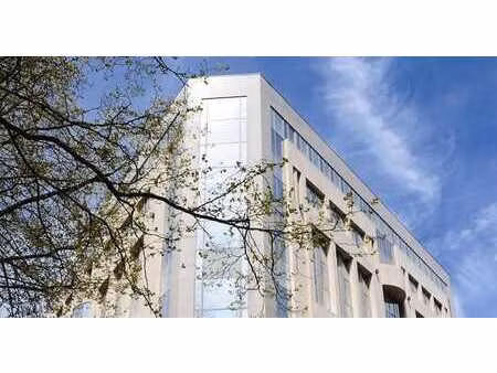 av. louise : office space with great views on the 7th floor