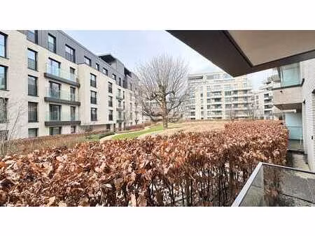 porte de namur / louise – superbe appt 2ch + terr.