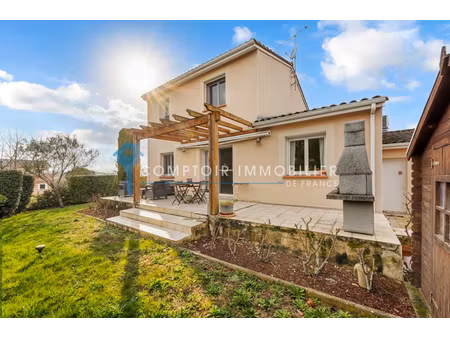 maison 4pièce(s) 2chambre(s) 120 m² garidech (31380)