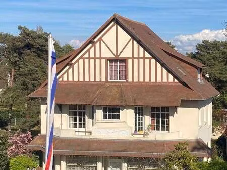 vente maison à merville-franceville-plage (14810) : à vendre / 156m² merville-franceville-