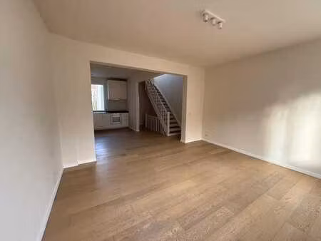 superbe duplex avec terrasse - a deux pas de la place dumon