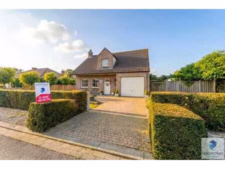 uniek gelegen charmante villa met grote tuin in een rusti...