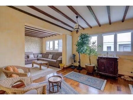 appartement 8 pièces de 156 m² à bois-d'arcy