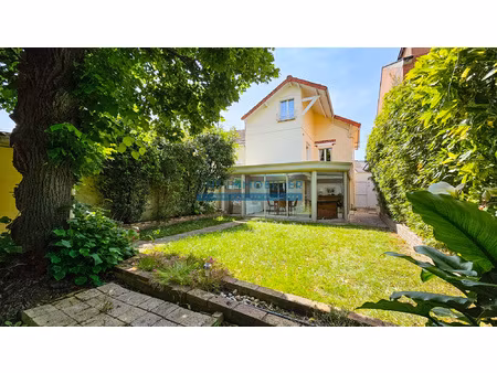 maison 6 pièces 100m2 + terrain 300m2 + garage