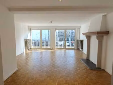 appartement récemment rénové situé en centre-ville