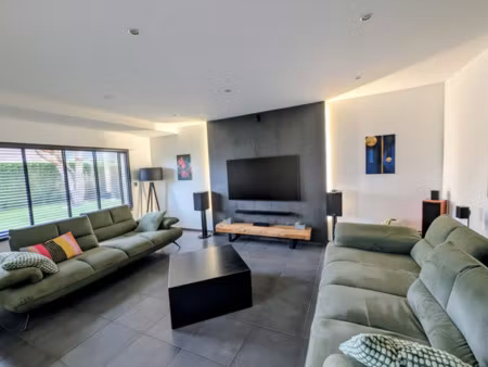 pavillon individuel moderne – confort  volumes et prestations de qualité