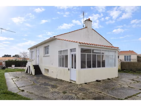 vente maison au fenouiller (85800) : à vendre / 83m² le fenouiller