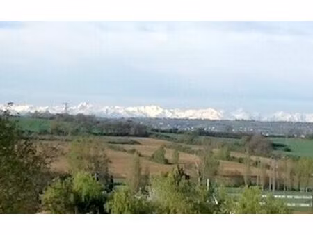 au calme avec vue sur les pyrénées villa t5/6 garage jardin