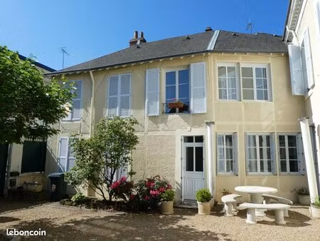 maison de ville 9 pièces 194 m²
