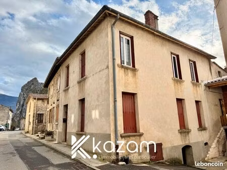 maison de village au fort potentiel avec vue sur le vercors
