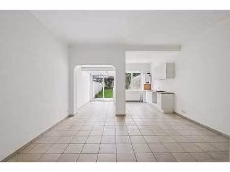 appartement 1 chambre - première occupation après rénovation