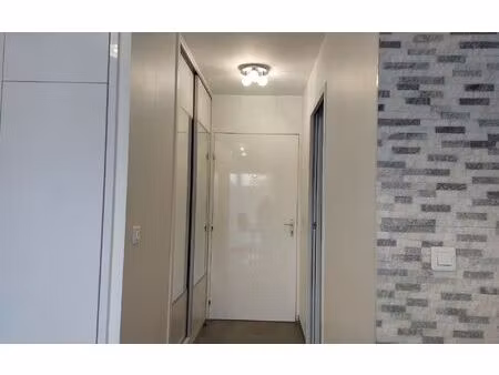 location appartement  29.46 m² t-1 à ozoir-la-ferrière  758 €