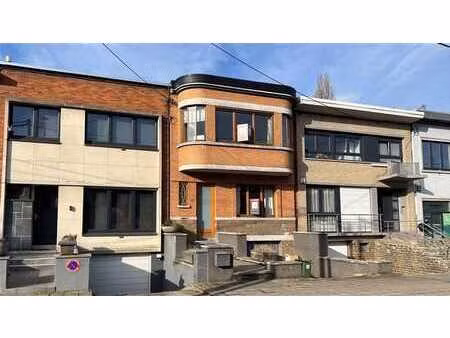 option : maison 2ch. avec garage et jardin - excellent peb c