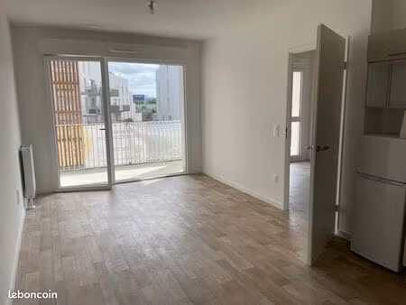 a louer - t2 en résidence senior - les senioriales - fleury / orne