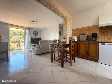 appartement 3 pièces 55 m²