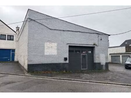 entrepôt 800m² à louer