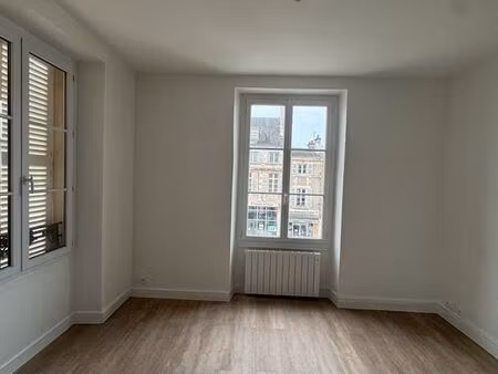 t4 centre ville poitiers