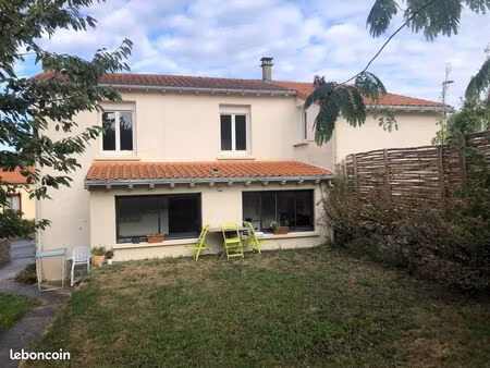 maison 95 m² – 3 chambres – jardin – garage – le puy saint bonnet