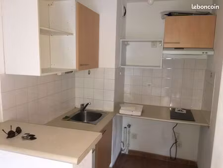 appart t2 nimes quartier capouchine/costierre