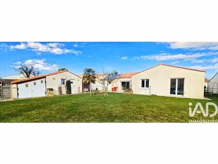 vente maison à la ferrière (85280) : à vendre / 127m² la ferrière