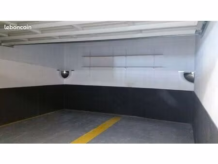 grand box 2 places à louer