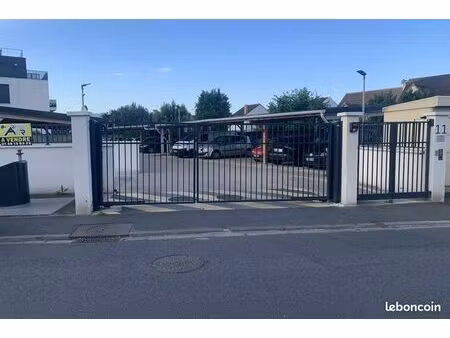 place de parking sécurisée - résidence plein'r houilles