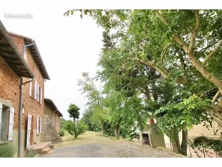 propriété 4 pièces 100 m²