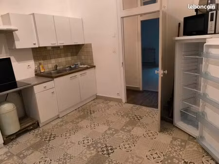 maison a louer avec grande terrasse