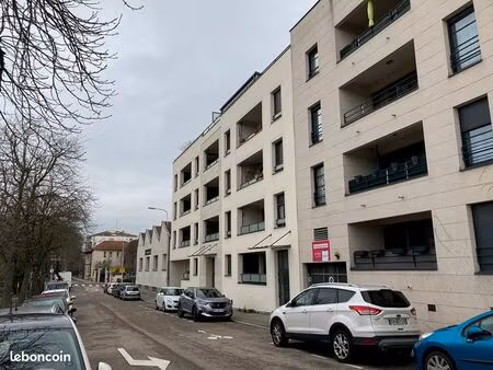 appartement 2 pièces 52 m²