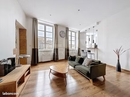 appartement 2 pièces 70 m²