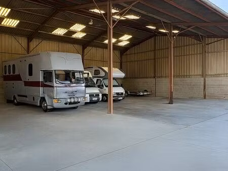 hivernage camping-car sécurisé – entre colmar et mulhouse – entrepôt bétonné