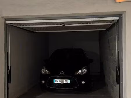 garage de 16m2 dans résidence sécurisée