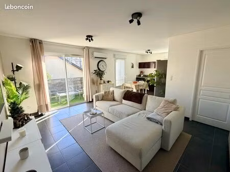 t2 meublé haut de gamme – 46m² – dernier étage avec terrasse & clim - saint-priest (69800)