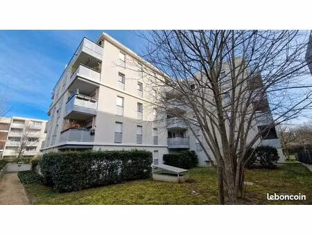 superbe appartement t2  résidence de standing  41m2 + 5m2 de balcon