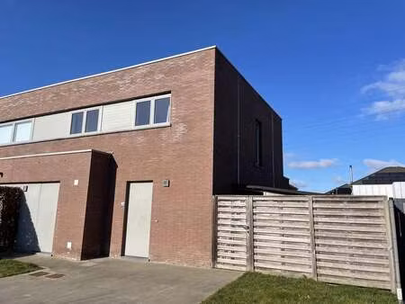 maison à louer à roeselare € 1.075 (ll7aq) - stragimo | zimmo