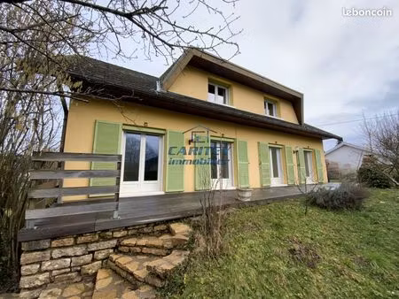 maison 8 pièces 178 m²