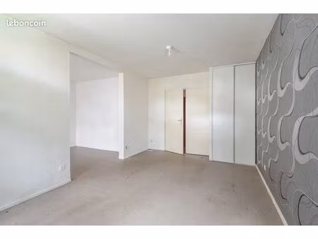 appartement 2 pièces 57 m²