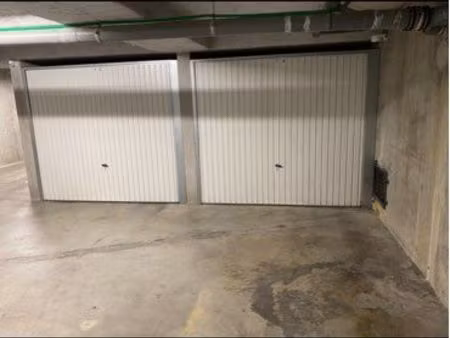 garage 13 m² en résidence sécurisée – disponible immédiatement