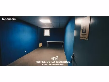 local / studio de répétition groupe de musique