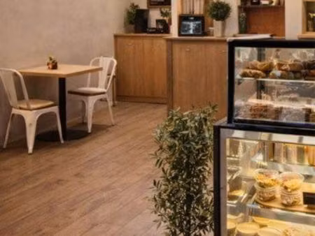 local restaurant centre historique aix en provence