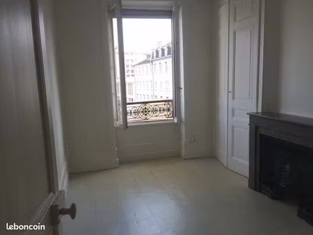 appartement 2 pièces 54 m²