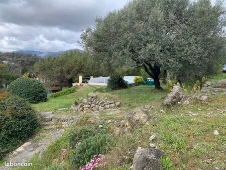 terrain vence 1400 m2 - secteur pioulier