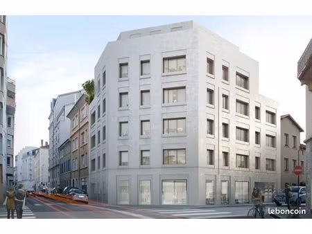 studio 1 pièce 16 m²