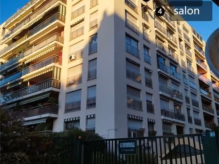 3 pièces garage cave résidence fermée haut riquier