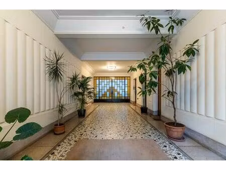 appartement 1 pièce de 30 m² situé à paris