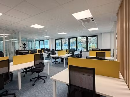 postes de bureaux à louer sophia-antipolis