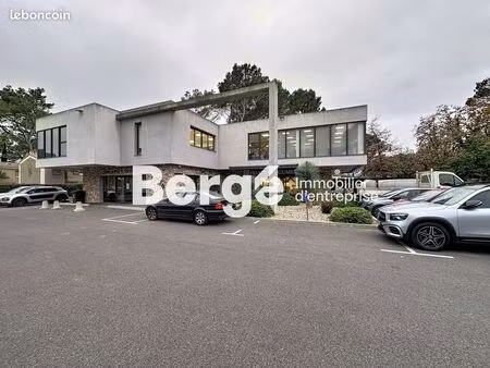 local 65 m² mougins