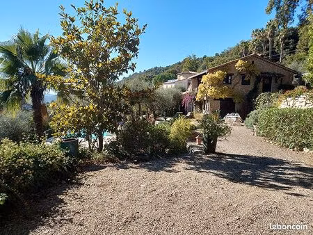 propriété à le tignet  alpes-maritimes  à vendre
