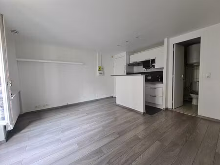 studio de 20m² en tres bon etat